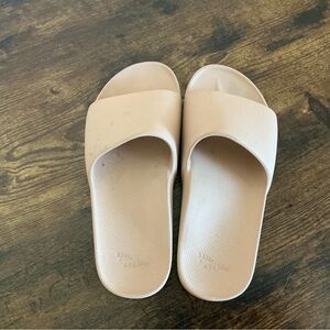 Women’s slides